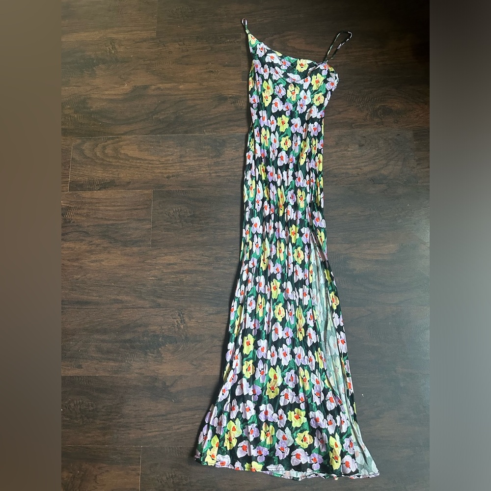 TOPSHOP maxi floral dress. Size 12.